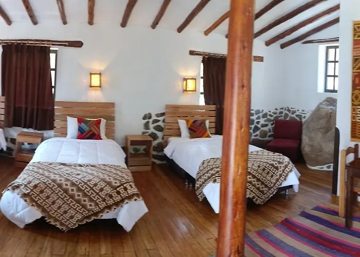 Tika Ollantaytambo